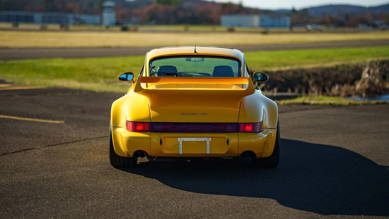 1994 Porsche 964 Turbo - Image 18 of 31