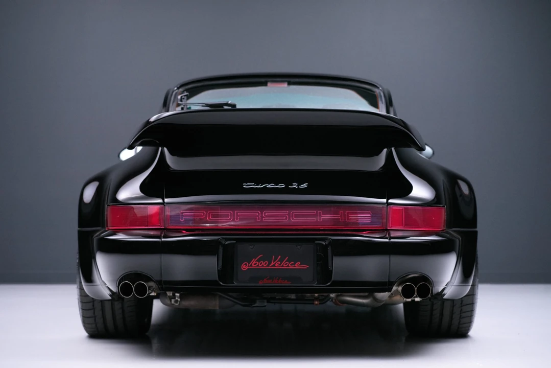 1994 Porsche 964 Turbo - Image 8 of 31