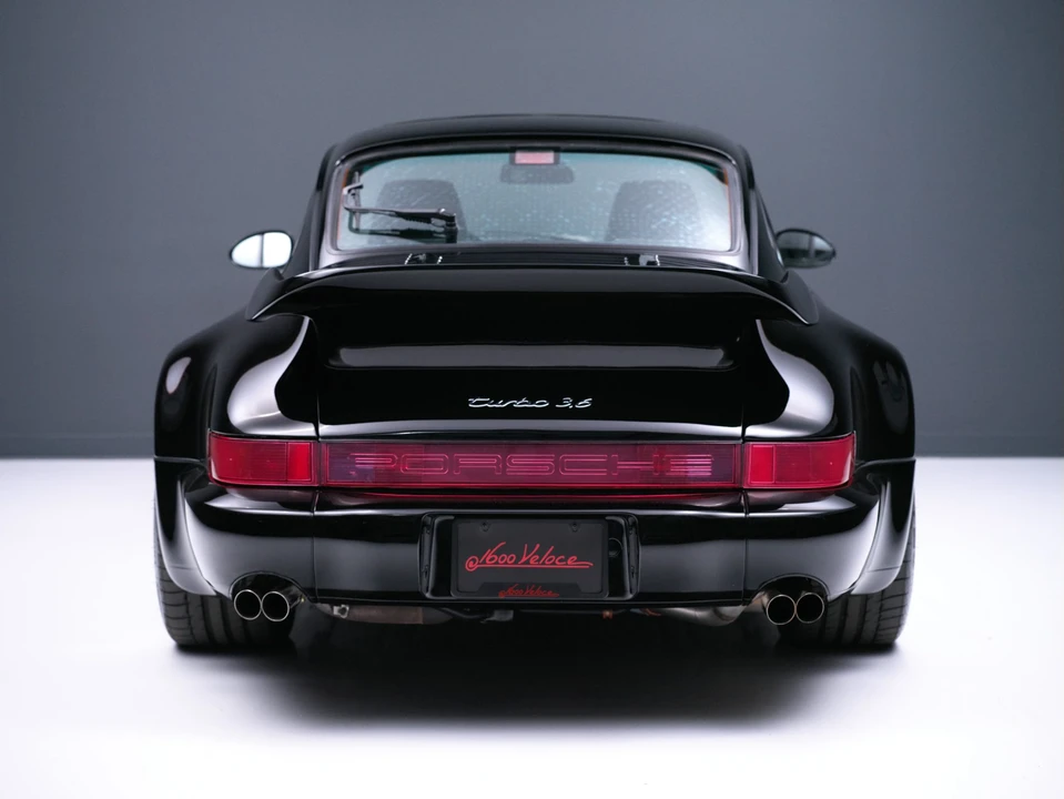 1994 Porsche 964 Turbo - Image 9 of 31