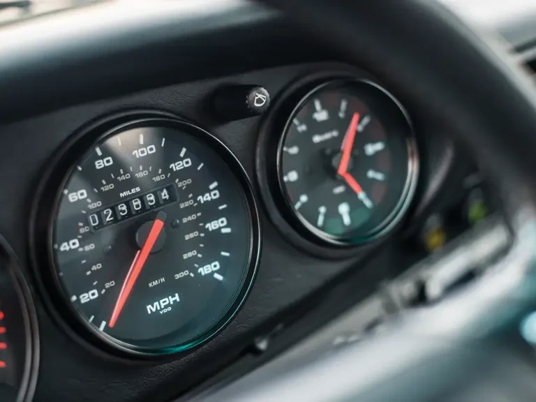 1994 Porsche 964 Turbo - Image 16 of 31