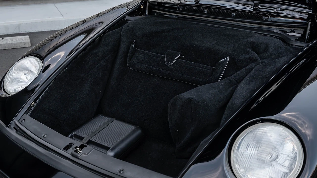 1994 Porsche 964 Turbo S - Image 10 of 31