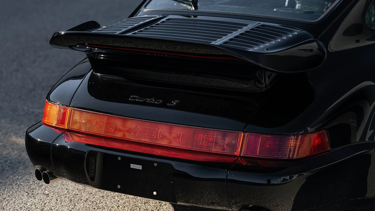 1994 Porsche 964 Turbo S - Image 5 of 31