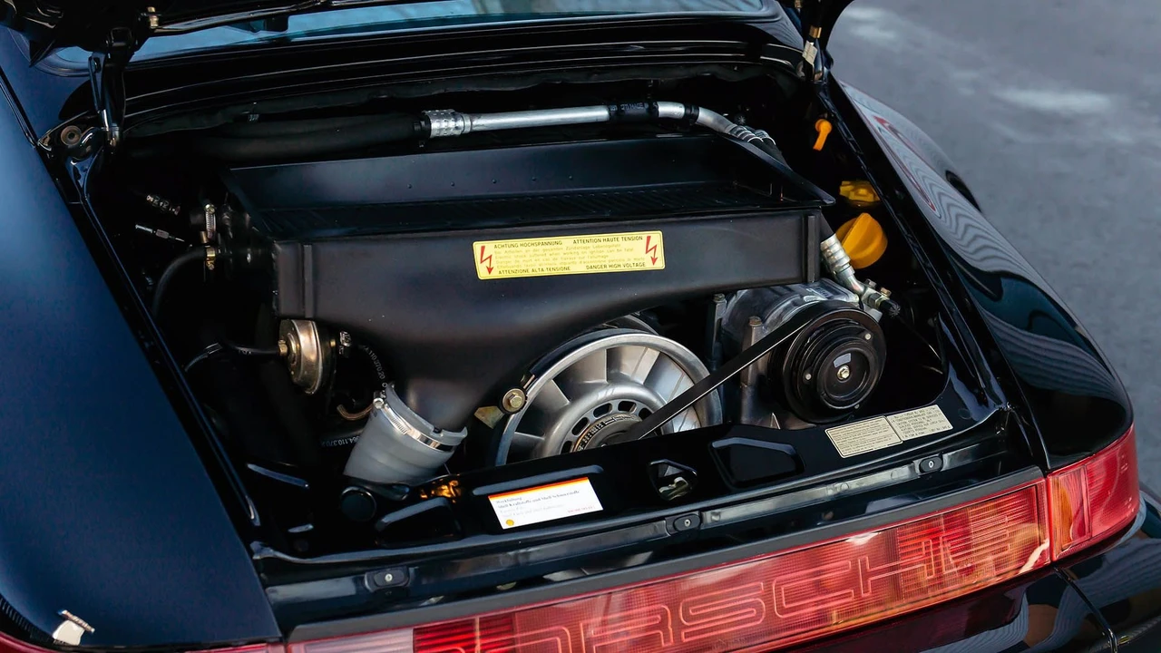 1994 Porsche 964 Turbo S - Image 9 of 31