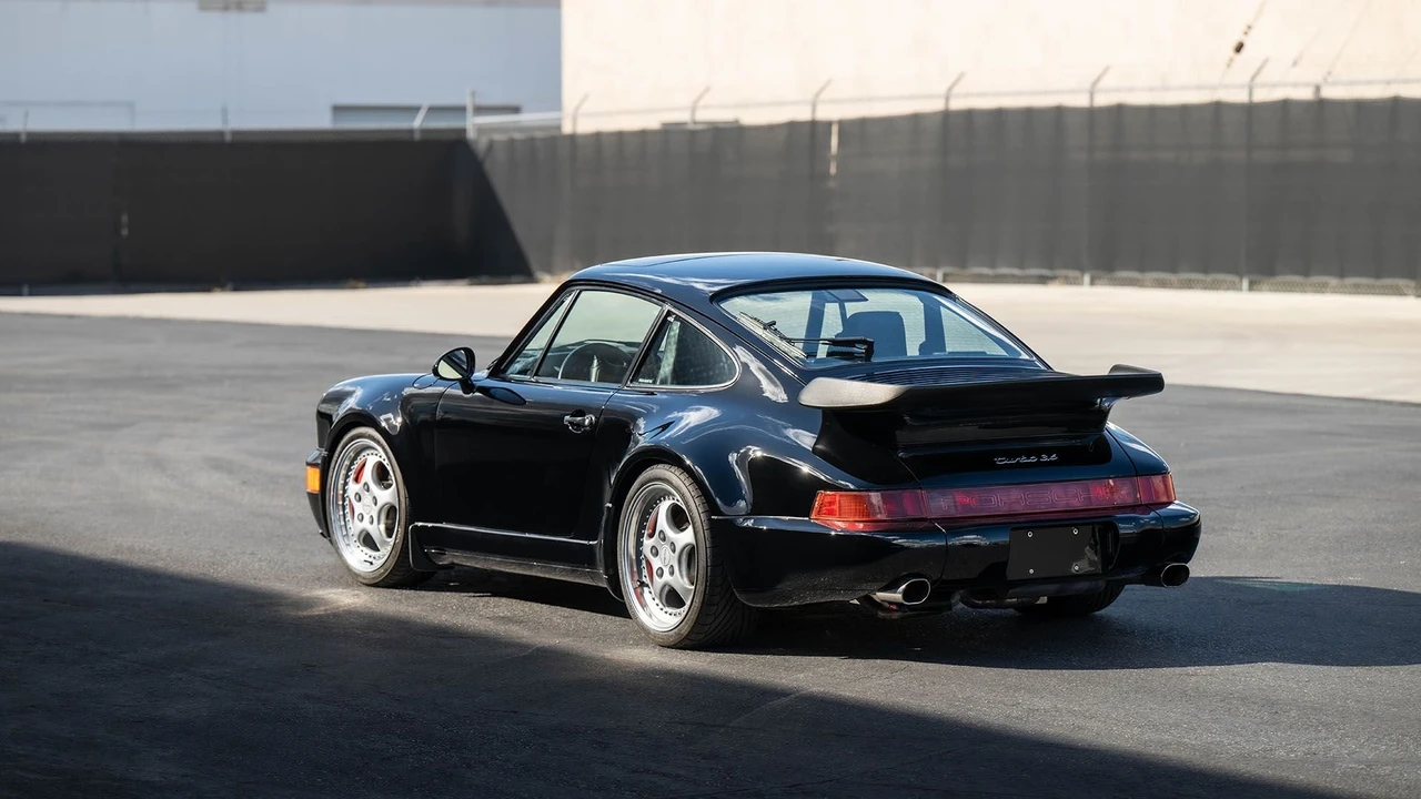 1994 Porsche 964 Turbo S - Image 10 of 31