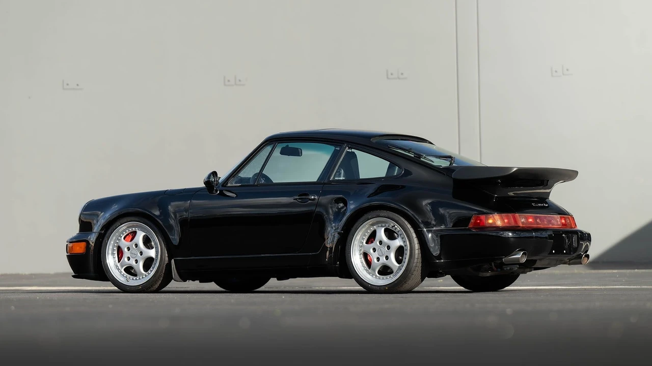 1994 Porsche 964 Turbo S - Image 11 of 31