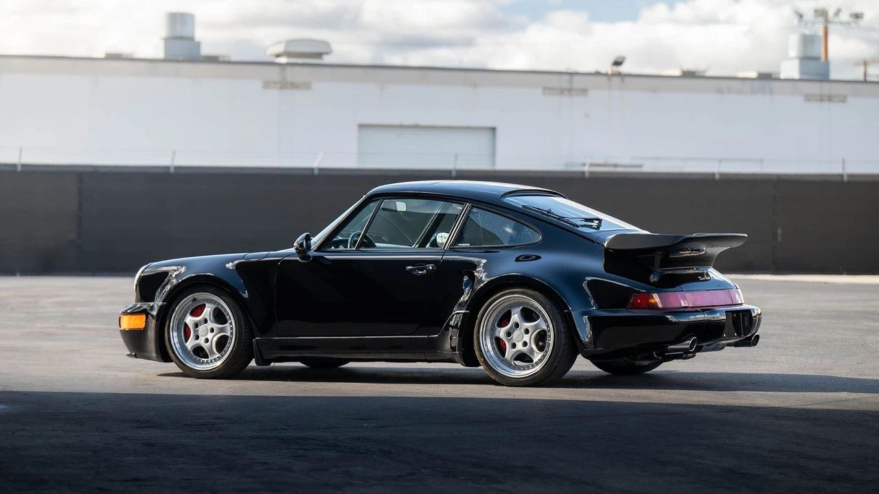 1994 Porsche 964 Turbo S - Image 9 of 31