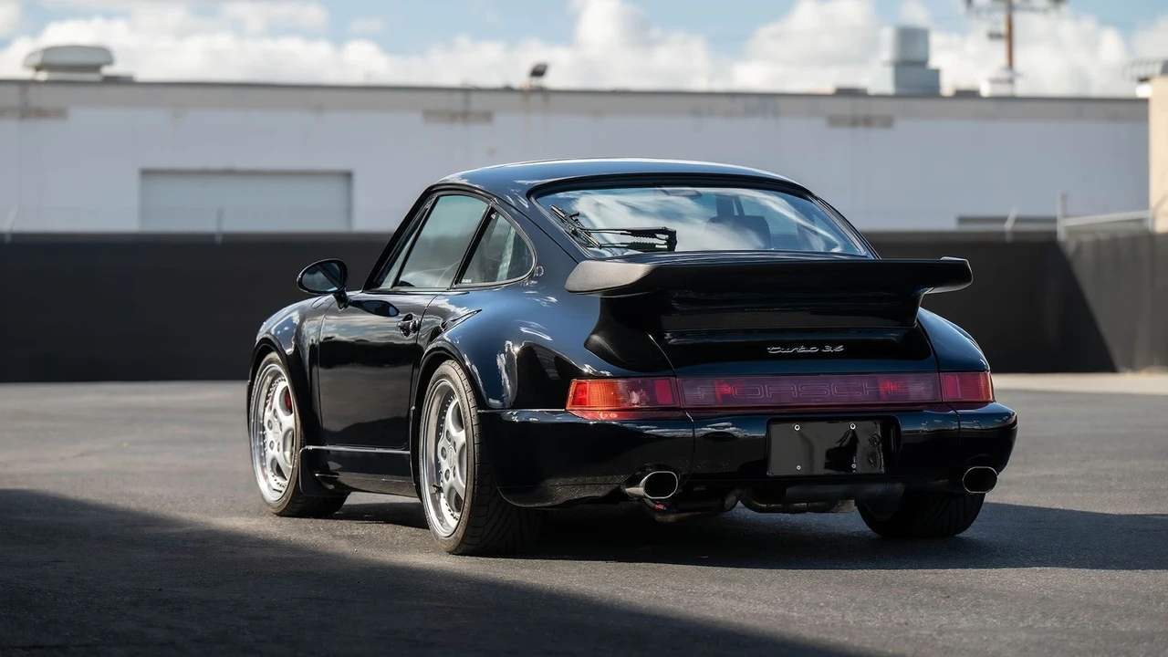 1994 Porsche 964 Turbo S - Image 8 of 31