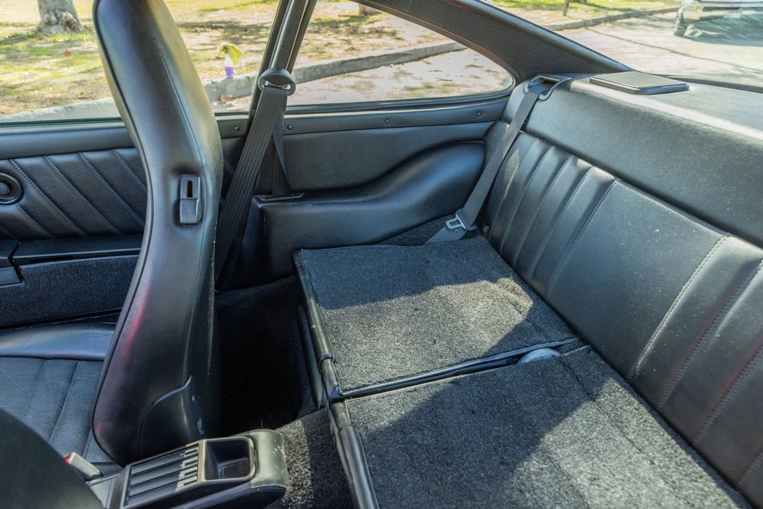 1994 Porsche 964 Carrera 4 - Image 12 of 31