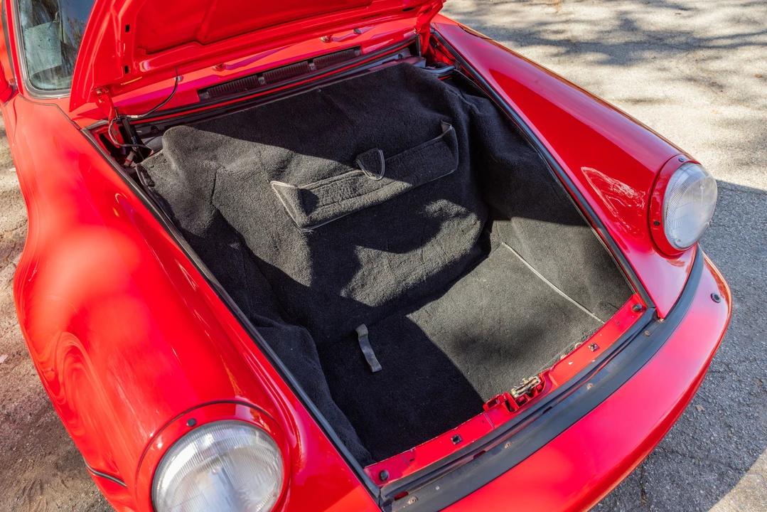 1994 Porsche 964 Carrera 4 - Image 16 of 31