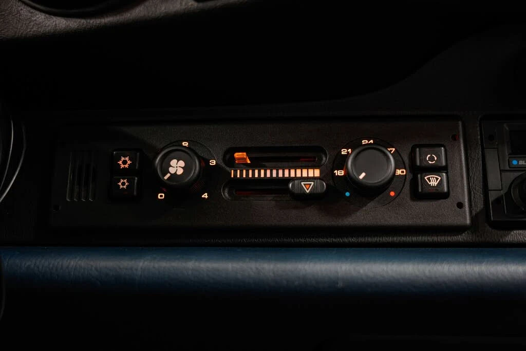 1994 Porsche 964 Carrera - Image 15 of 31