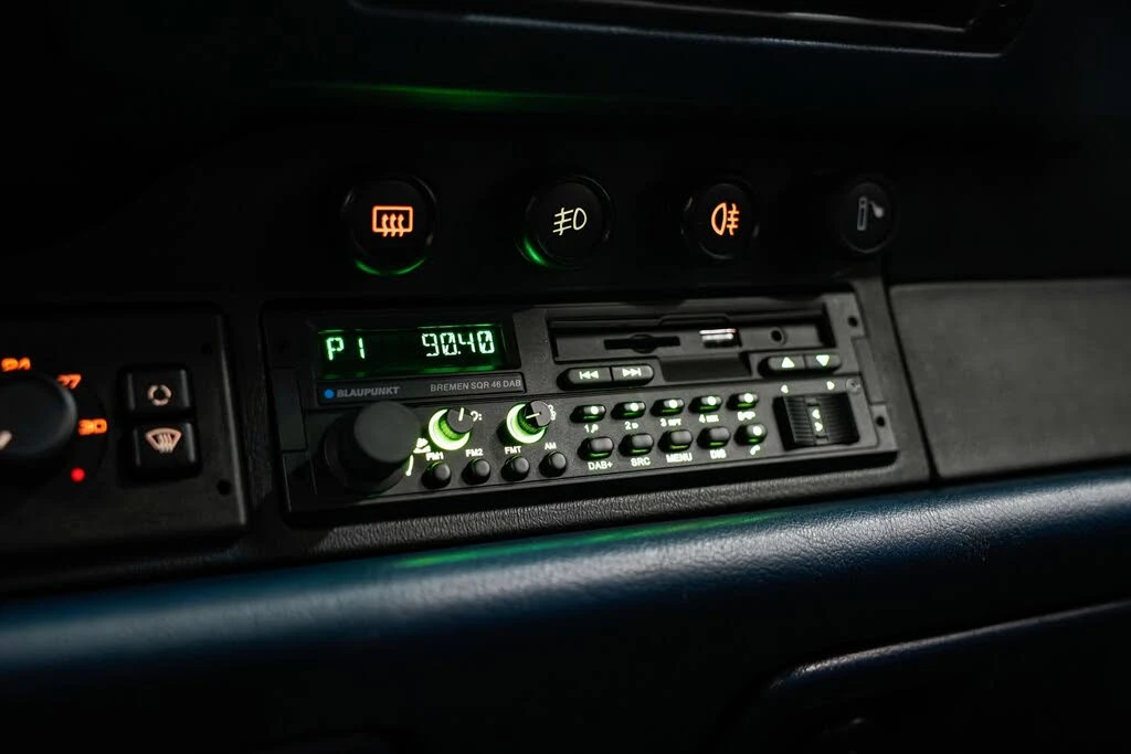 1994 Porsche 964 Carrera - Image 16 of 31