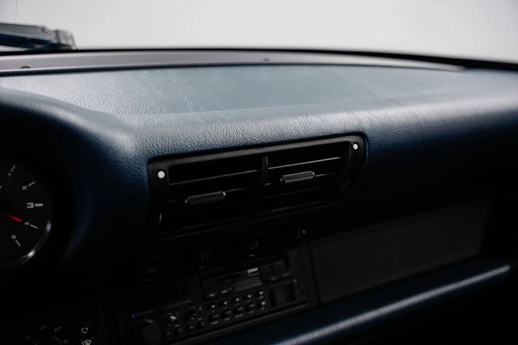 1994 Porsche 964 Carrera - Image 14 of 31