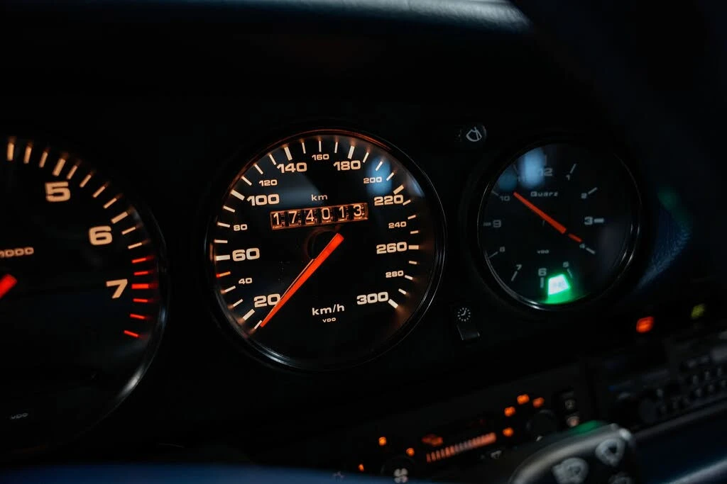 1994 Porsche 964 Carrera - Image 13 of 31