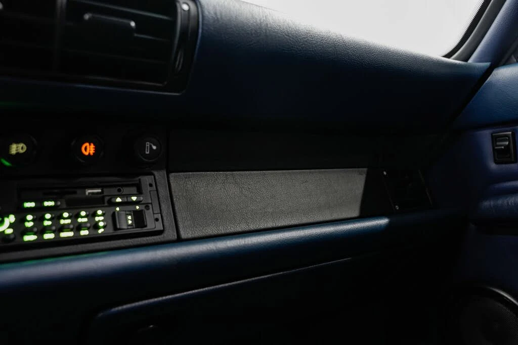1994 Porsche 964 Carrera - Image 17 of 31