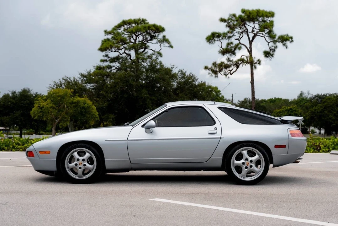 1994 Porsche 928 GTS - Image 5 of 21