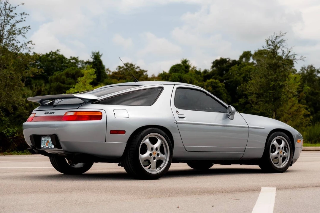 1994 Porsche 928 GTS - Image 8 of 21