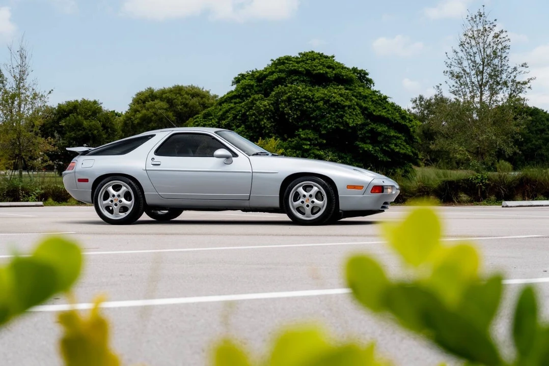 1994 Porsche 928 GTS - Image 10 of 21