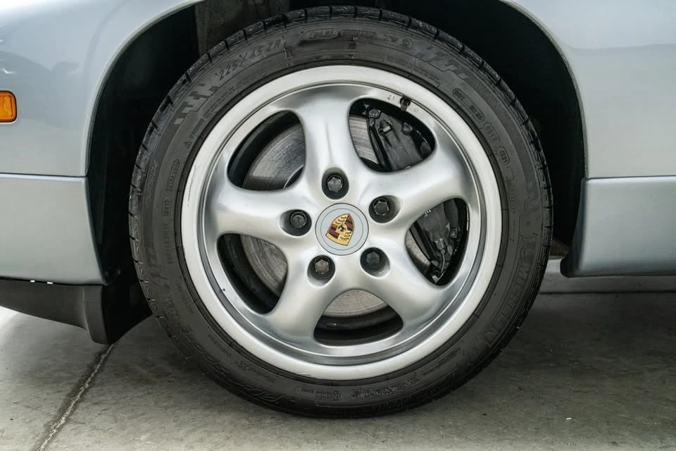1994 Porsche 928 GTS - Image 8 of 19