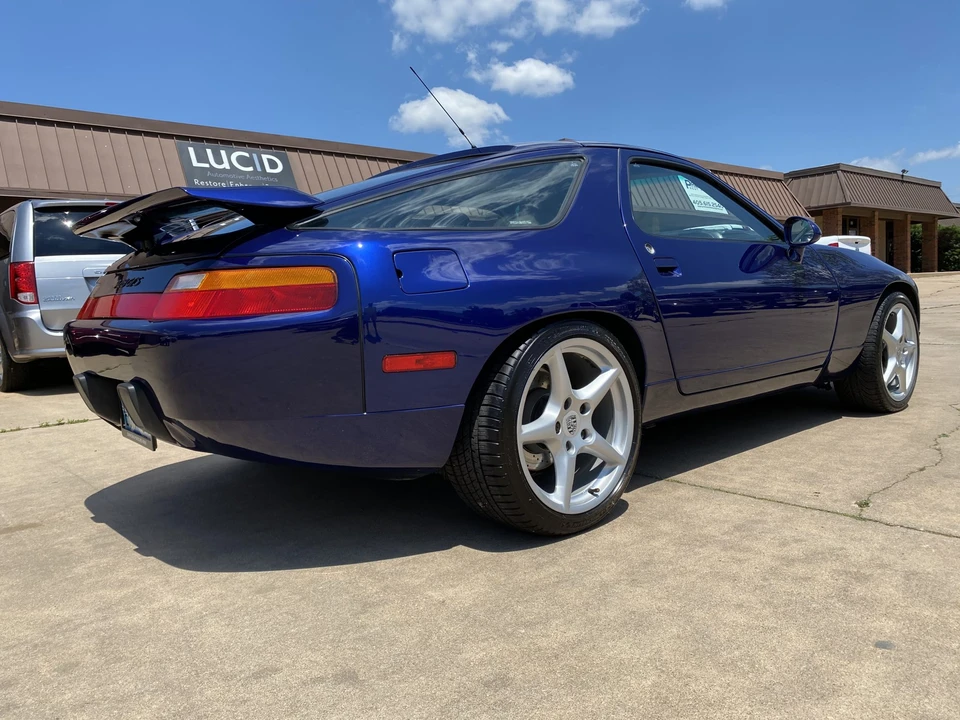 1994 Porsche 928 GTS - Image 9 of 31