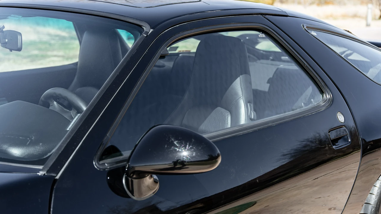 1994 Porsche 928 GTS - Image 18 of 31
