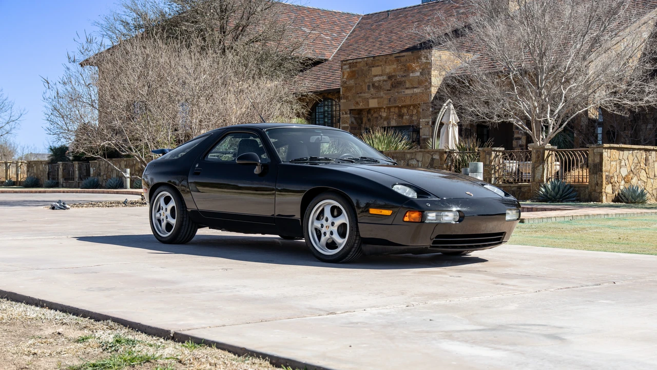 1994 Porsche 928 GTS - Image 3 of 31
