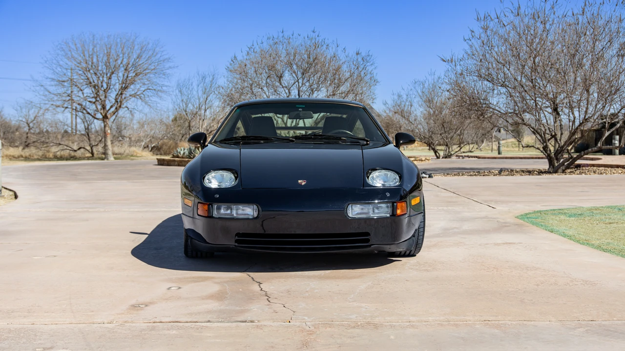 1994 Porsche 928 GTS - Image 2 of 31