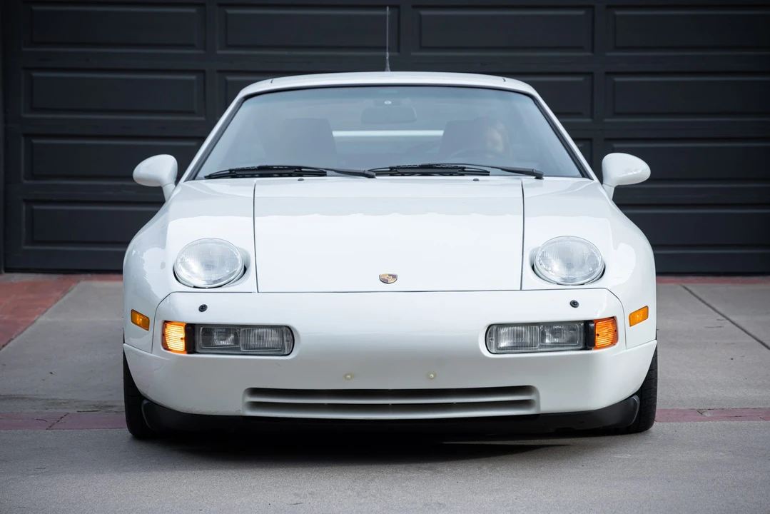 1994 Porsche 928 GTS - Image 9 of 31
