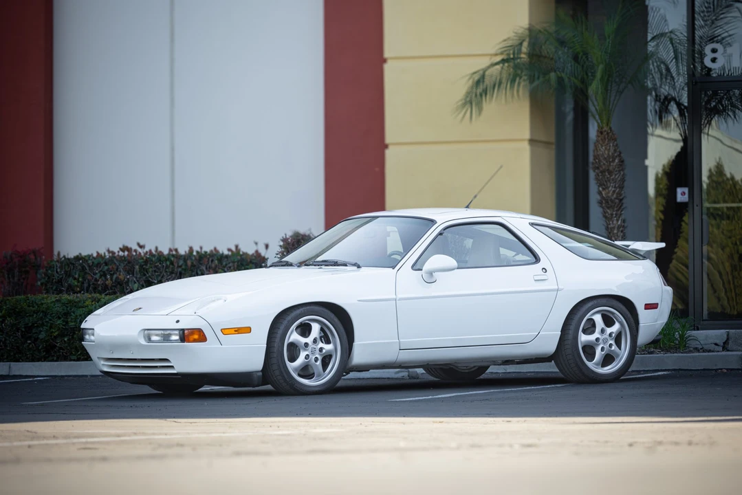 1994 Porsche 928 GTS - Image 2 of 31