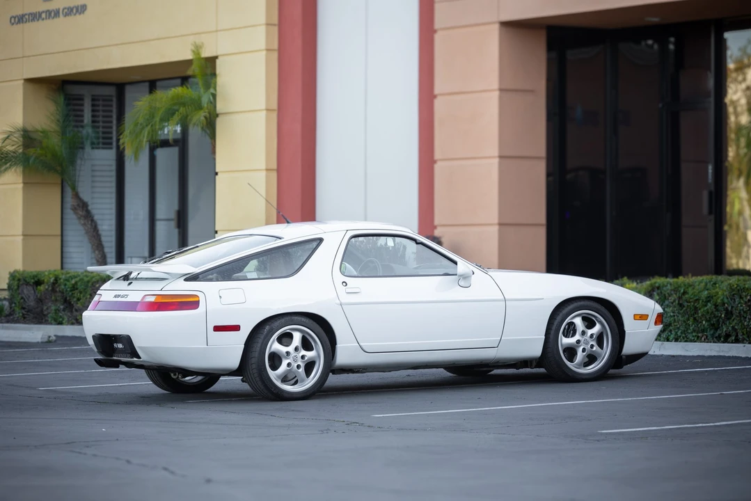 1994 Porsche 928 GTS - Image 19 of 31