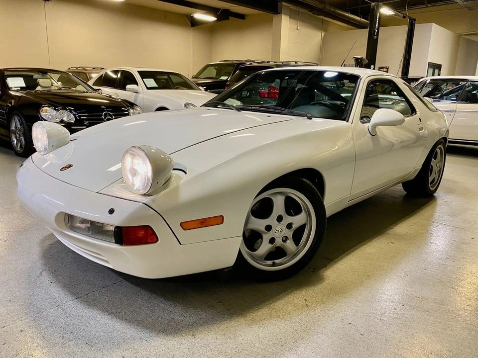 1994 Porsche 928 GTS - Image 2 of 31