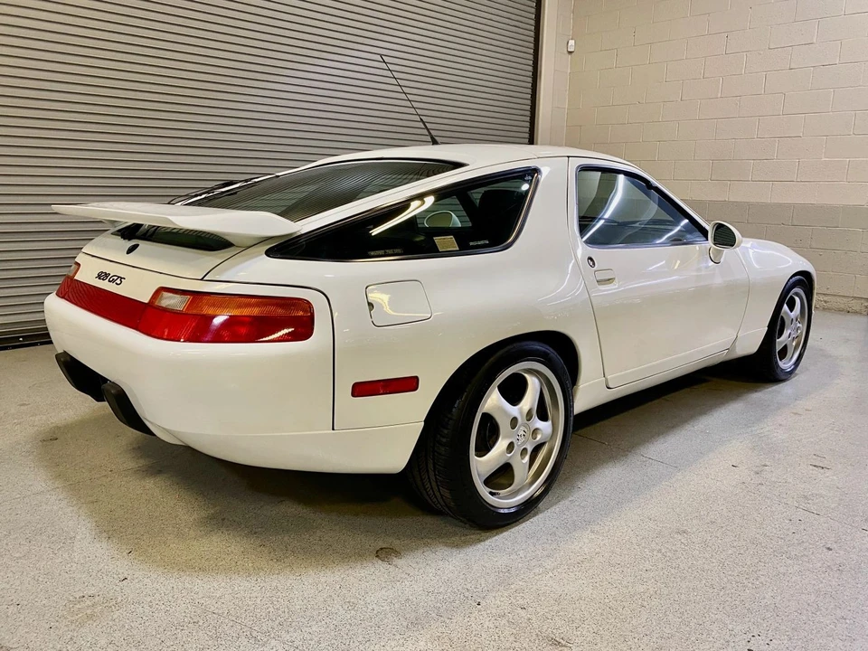 1994 Porsche 928 GTS - Image 17 of 31