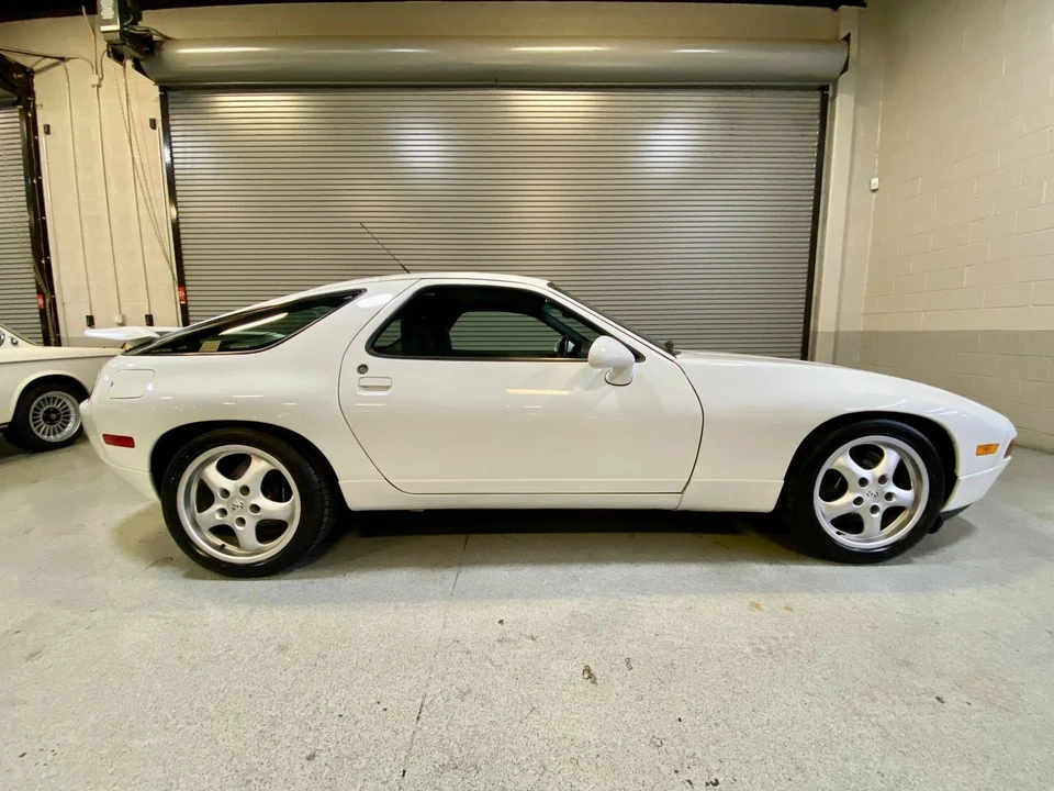 1994 Porsche 928 GTS - Image 15 of 31