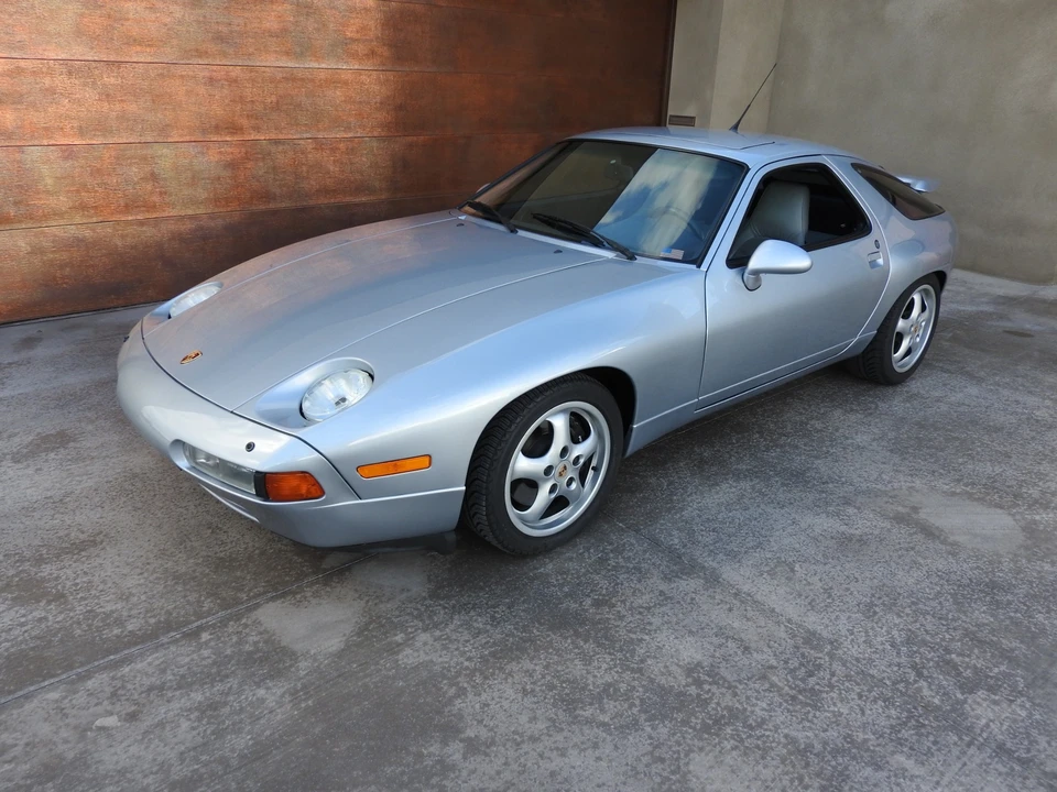 1994 Porsche 928 GTS - Image 9 of 31