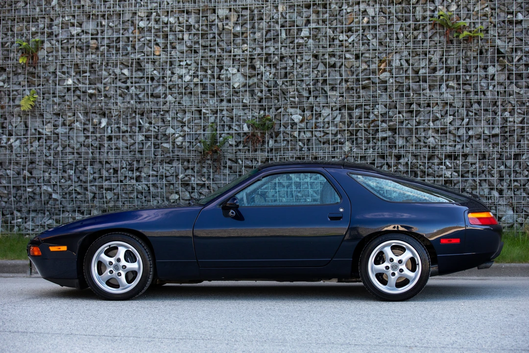 1994 Porsche 928 GTS - Image 14 of 31