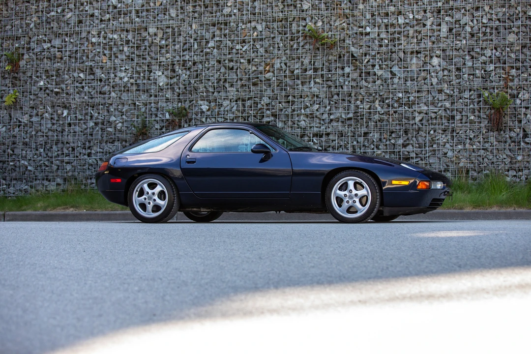 1994 Porsche 928 GTS - Image 2 of 31
