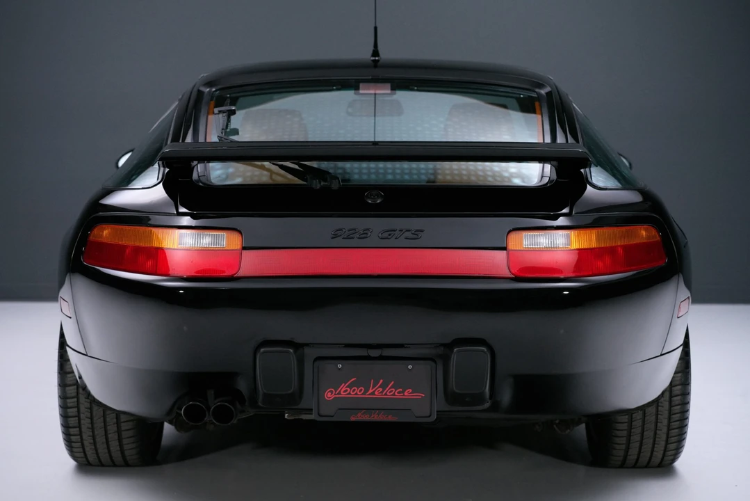 1994 Porsche 928 GTS - Image 8 of 31