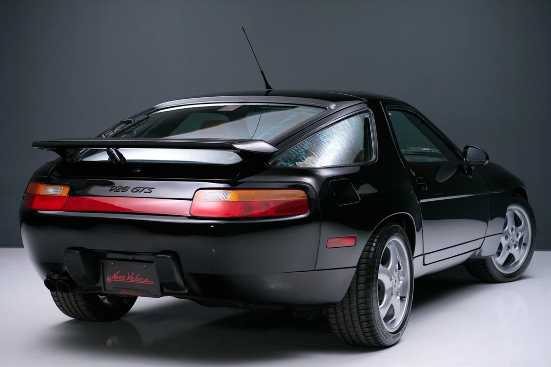 1994 Porsche 928 GTS - Image 9 of 31