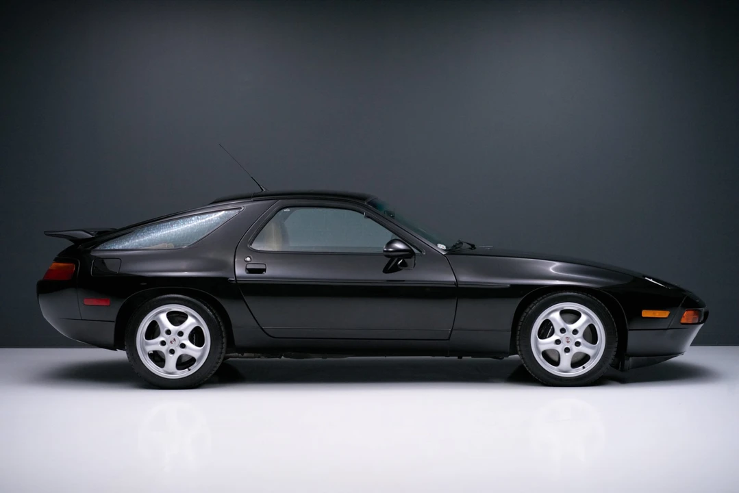 1994 Porsche 928 GTS - Image 12 of 31