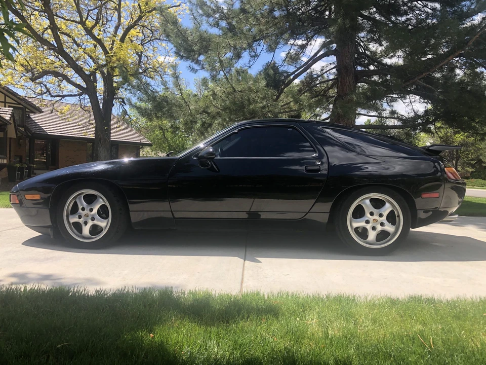 1994 Porsche 928 GTS - Image 8 of 31