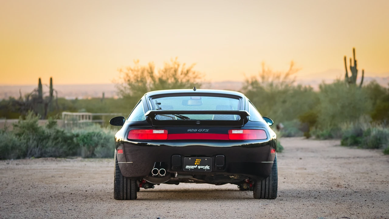 1994 Porsche 928 GTS - Image 14 of 31