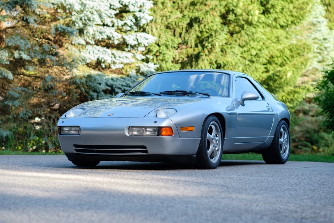1994 Porsche 928 GTS - Image 2 of 31