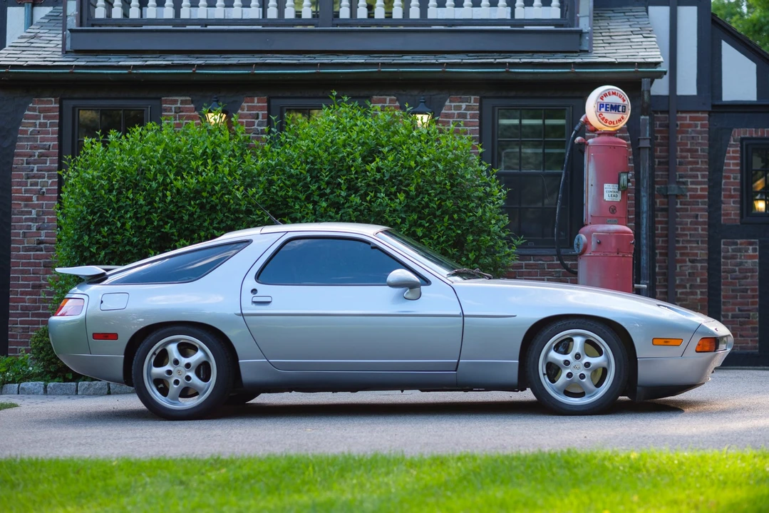 1994 Porsche 928 GTS - Image 24 of 31
