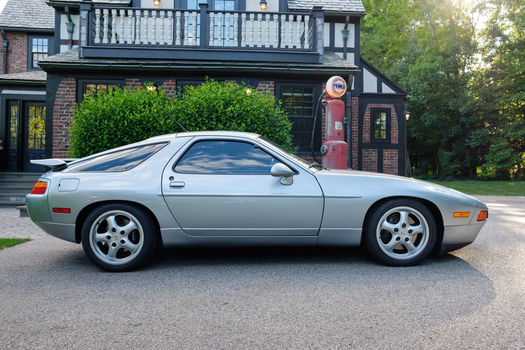 1994 Porsche 928 GTS - Image 25 of 31