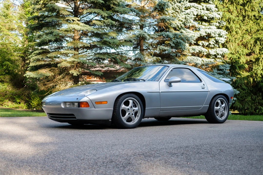 1994 Porsche 928 GTS - Image 8 of 31