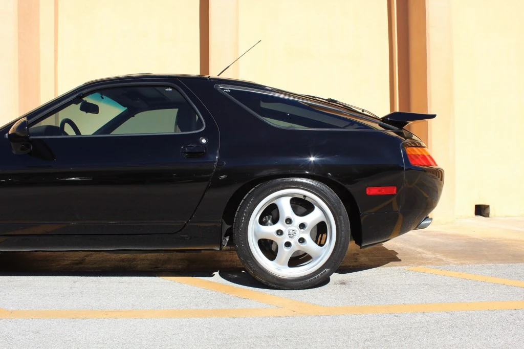 1994 Porsche 928 GTS - Image 14 of 31