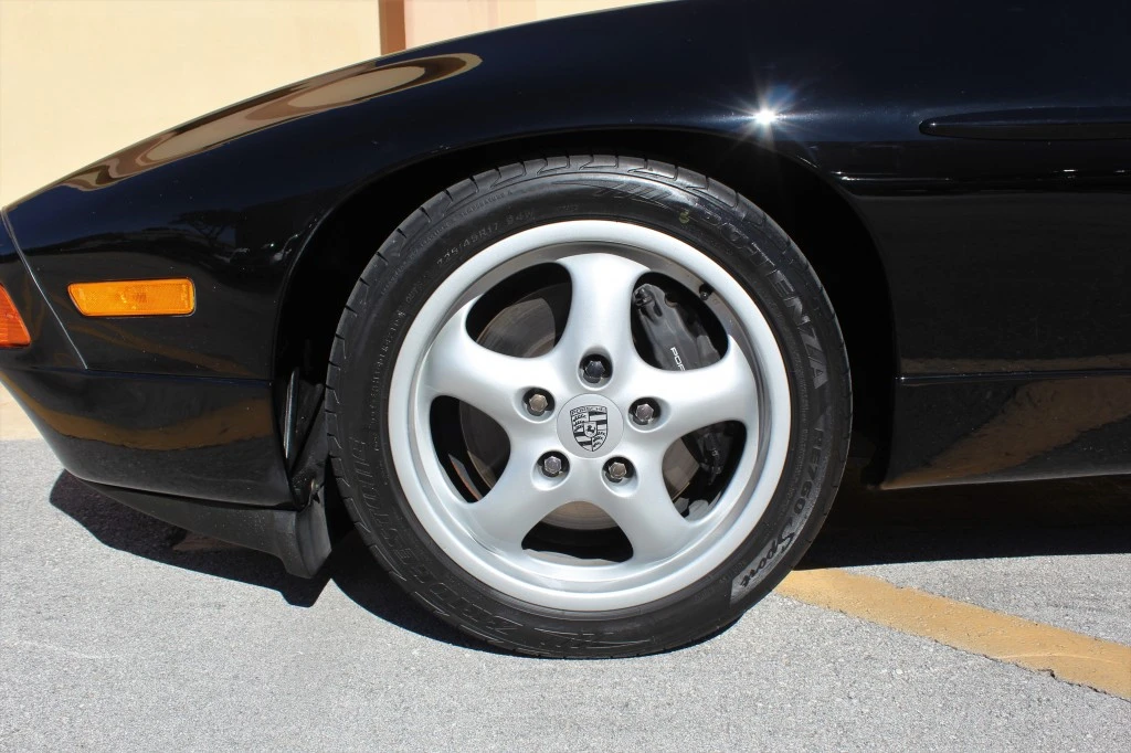 1994 Porsche 928 GTS - Image 16 of 31