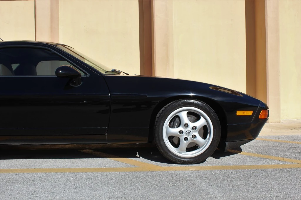 1994 Porsche 928 GTS - Image 19 of 31