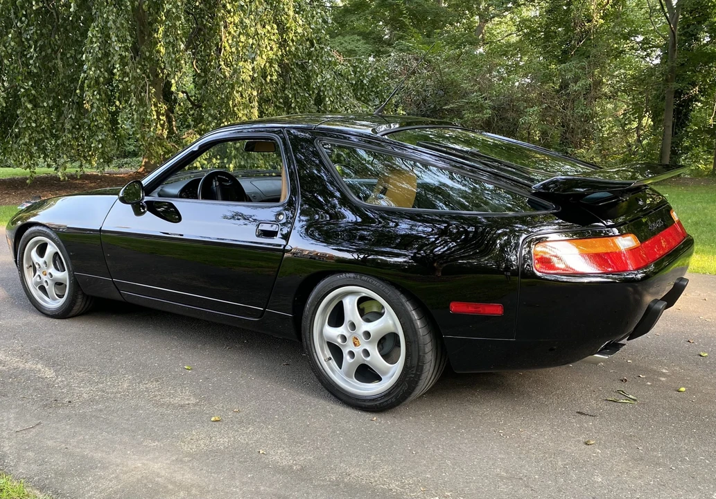 1994 Porsche 928 GTS - Image 9 of 31