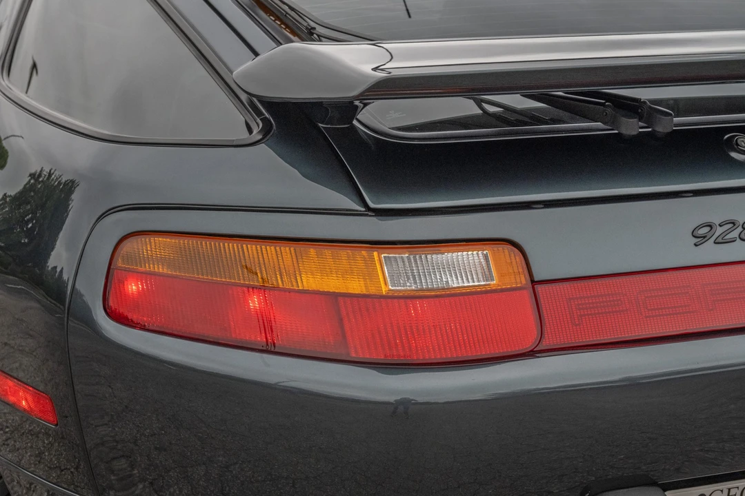 1994 Porsche 928 GTS - Image 24 of 31