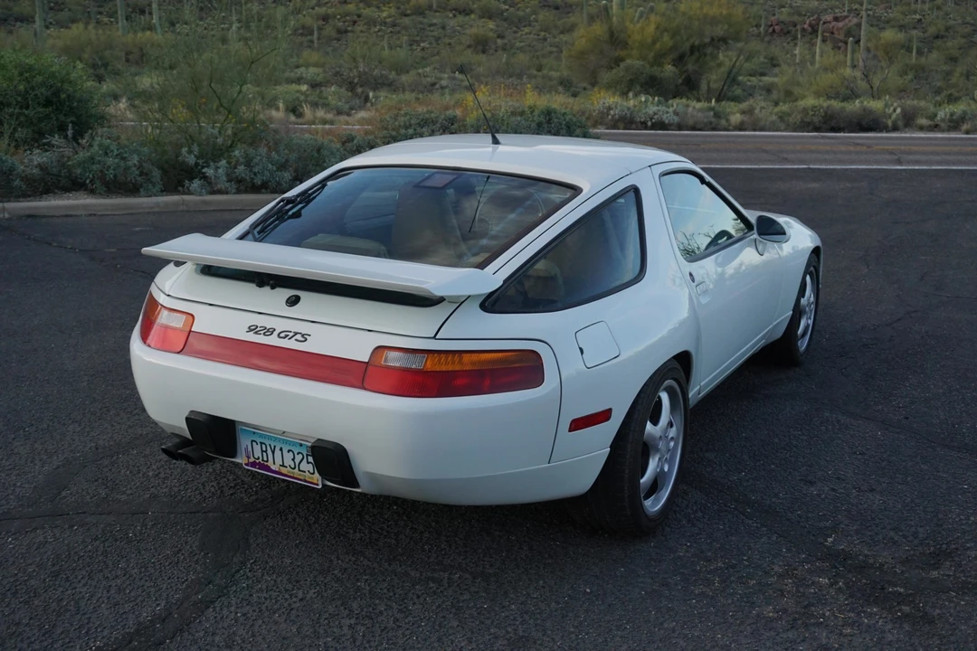 1994 Porsche 928 GTS - Image 12 of 31